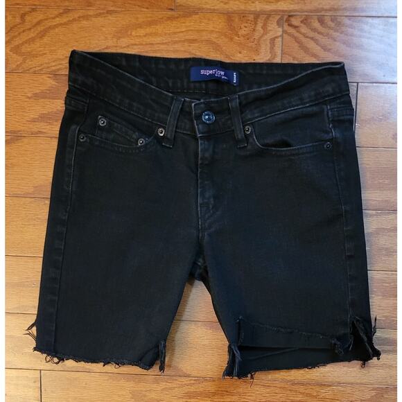 Levi's Women Juniors Size 3 Black Jean Shorts 518 Super Low Cut Off - Picture 16 of 16